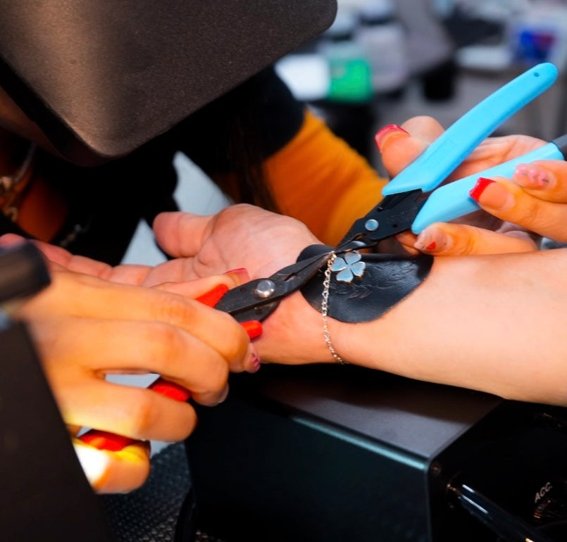 Best Permanent Jewelry in Daytona Beach (2026 Guide )