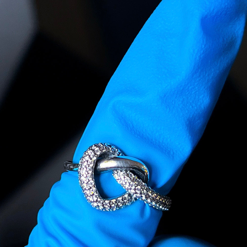 
                      
                        #JI-1101 Entangled Heart Ring
                      
                    