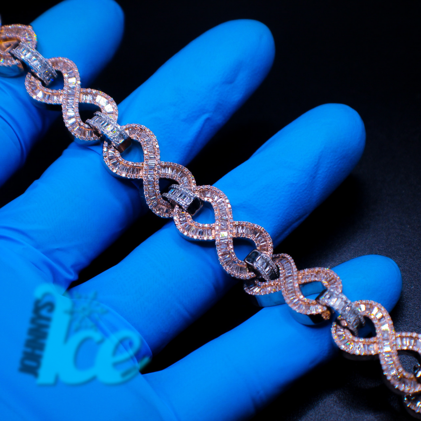 #MB1286 14KT VVS1 Infinity Baguette Bracelet