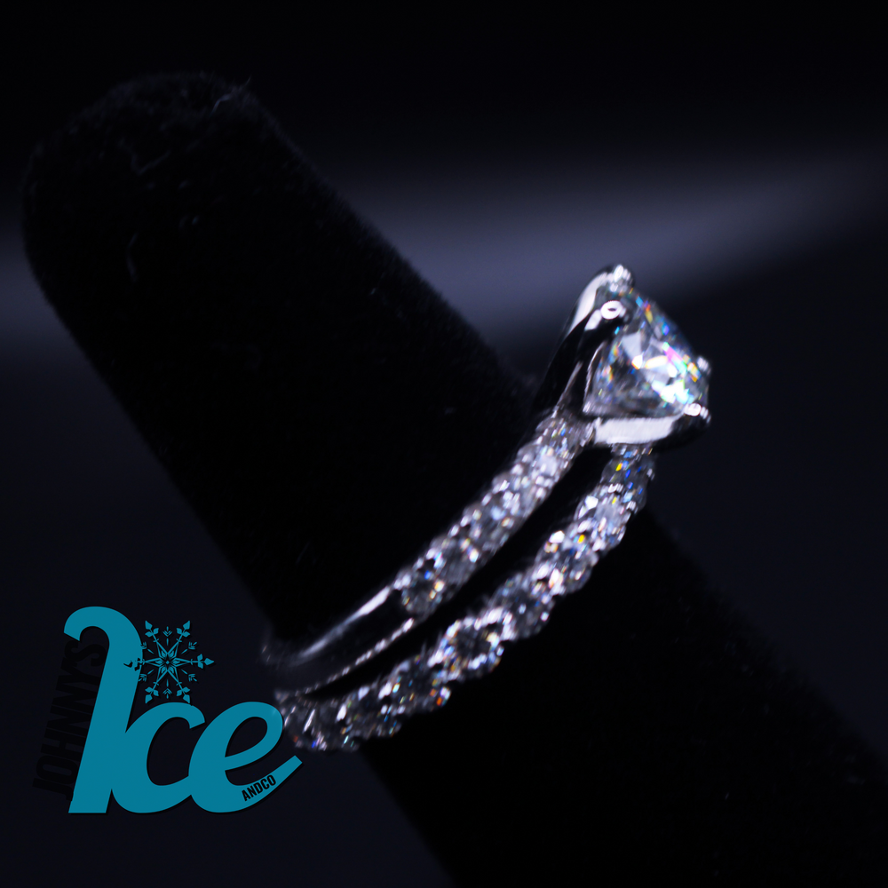 
                      
                        2Ct Mainstone Wedding Set
                      
                    