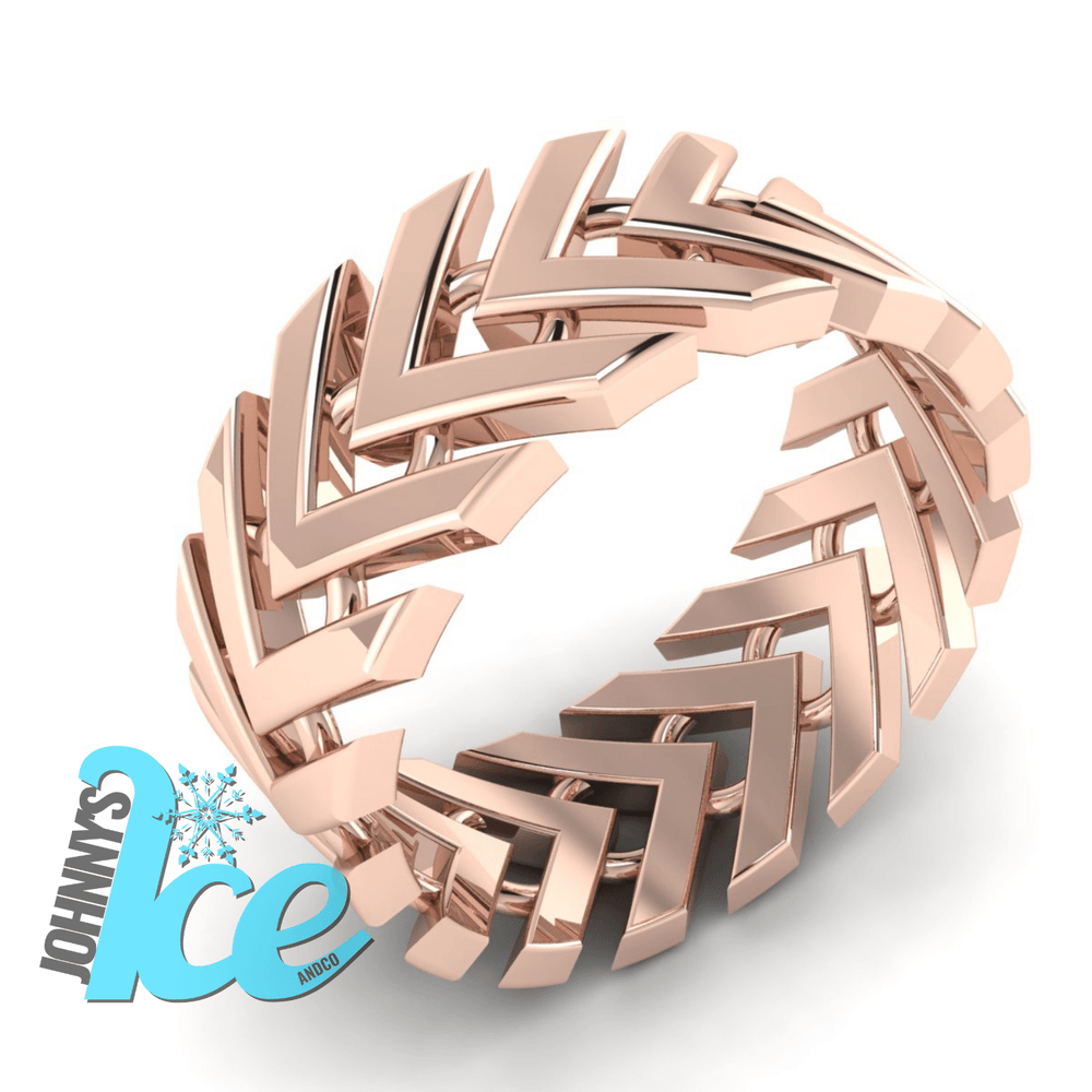 
                      
                        ARROW CUBAN RING
                      
                    