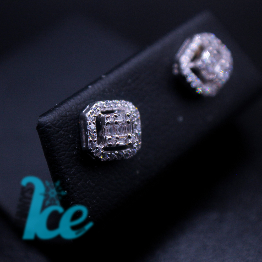 #RJW38381 Free Floating Emerald Cuts