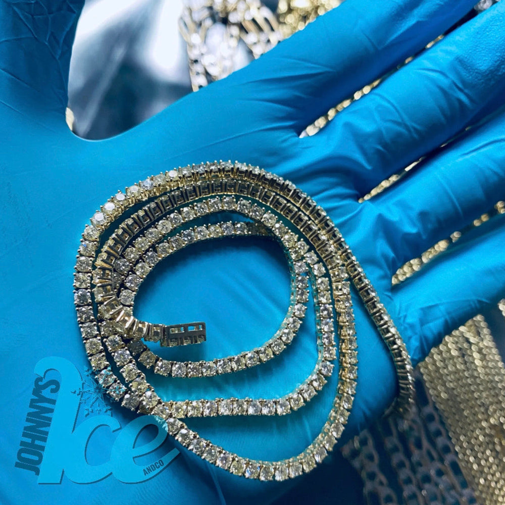 
                      
                        14k Solid Yellow Gold 10-Pointer Tennis Chain
                      
                    