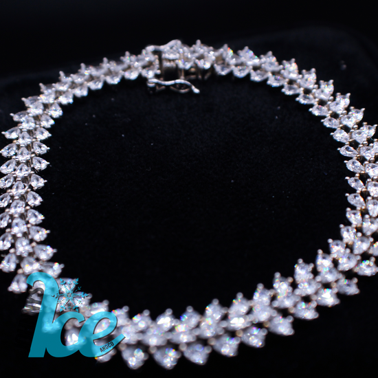 .925 Leaf Link Diamond Bracelet