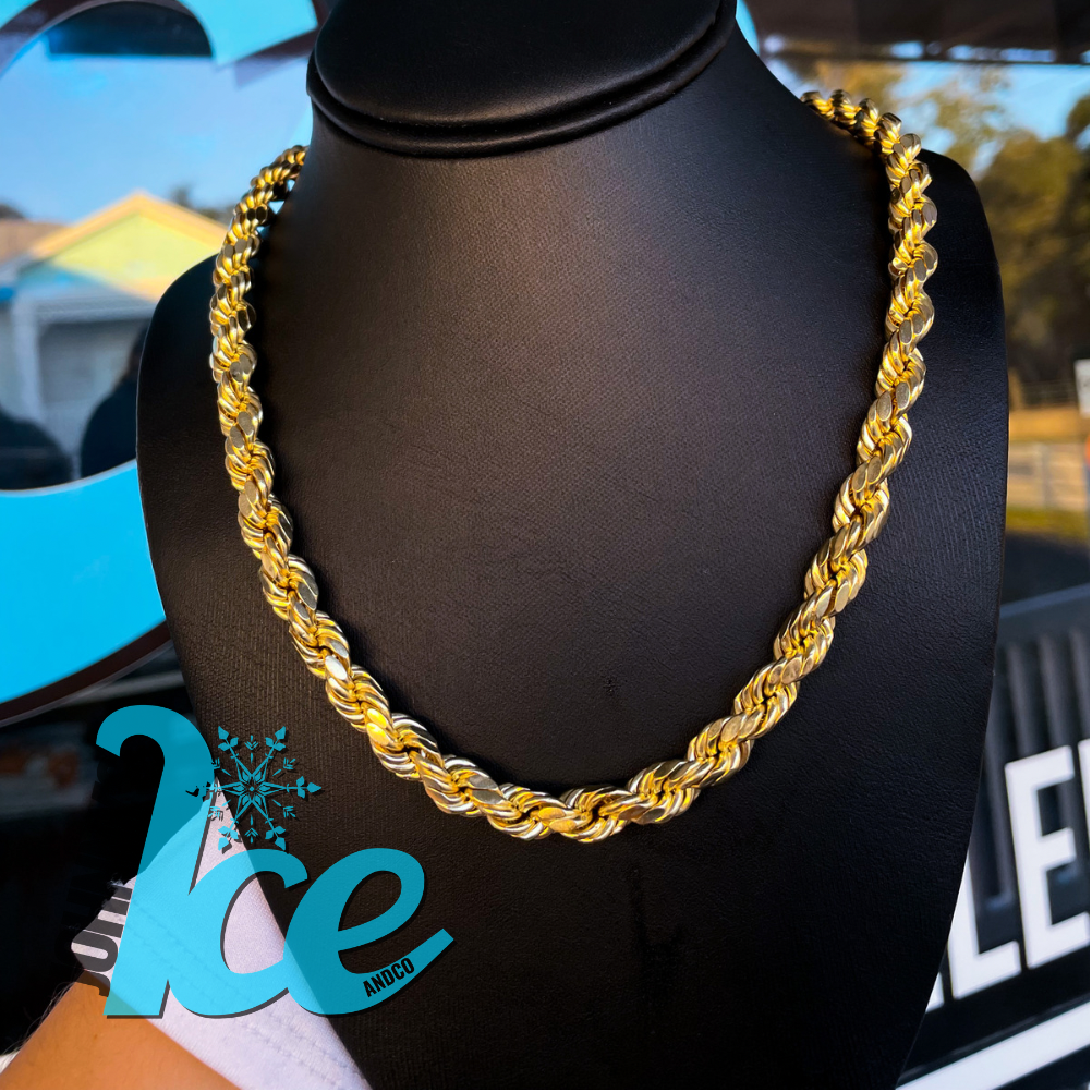 Load image into Gallery viewer, 10k Yellow Gold Big Boy Rope Chain
